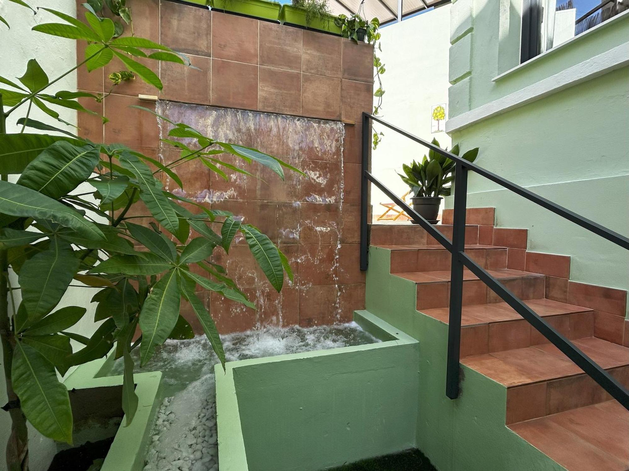 Growersgo Boutique Hostel Huelva Exterior foto